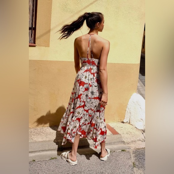 Free People Heatwave Printed Maxi Dress in Sunset Combo Red Floral 45180 - Picture 3 of 13
